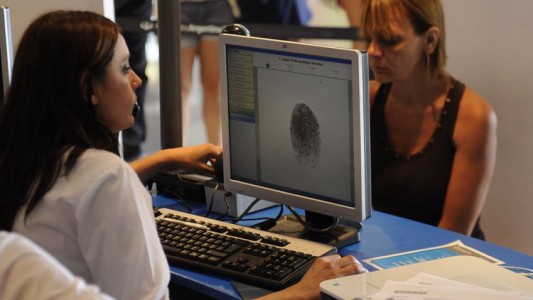 Nueva prórroga: se extiende hasta marzo de 2017 el plazo para renovar el DNI