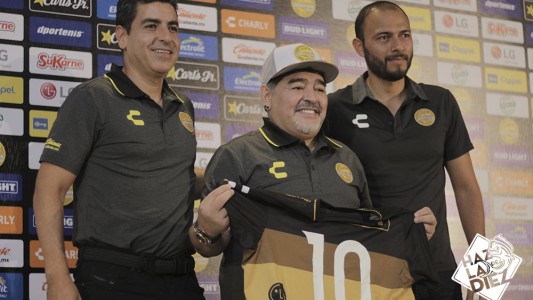 Maradona, DT del ascenso en México: "Asumo esta responsabilidad como quien tiene un hijo en brazos"