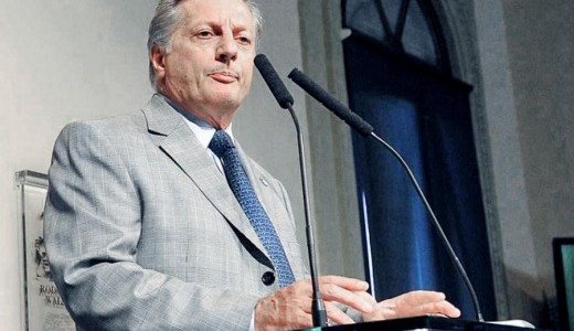 Aranguren brinda un informe "técnico y político" sobre la situación de las tarifas