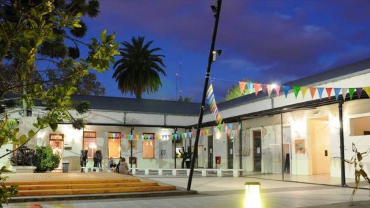 La ciudad de La Plata tendrá el primer cine del país abastecido con energía solar