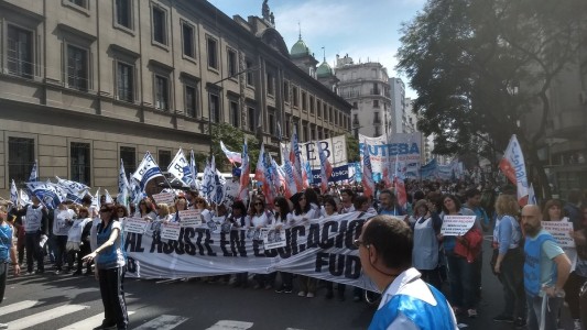 Paro nacional y masiva movilización al Congreso convocada por Ctera