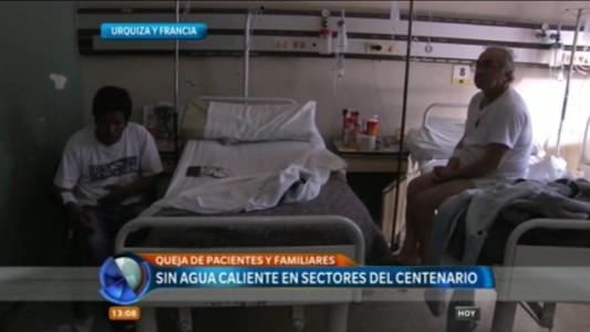 Familiares y pacientes del Hospital Centenario reclaman por la falta de agua caliente en un sector