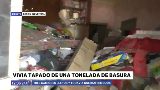 Retiraron una tonelada de basura de un domicilio particular