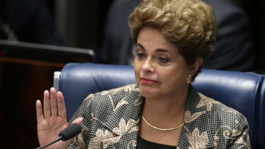 El Senado brasileño inició el debate final antes de votar si destituye a Rousseff