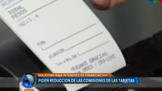 Piden reducción de las comisiones de las tarjetas