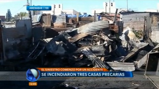 Por accidente, se incendiaron tres precarias viviendas en Amenábar al 7700
