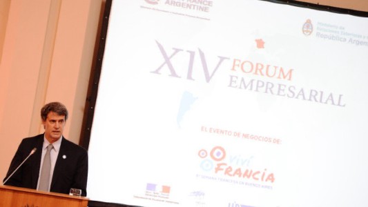 Prat Gay: "Volvimos a tener relaciones con los inversores del mundo"