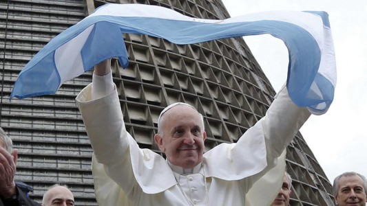El papa Francisco pidió que el pueblo argentino “se ponga la Patria al hombro”