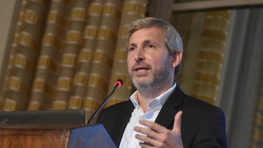 Bono de fin de año: Frigerio dijo que "se están haciendo los números" para responder al reclamo