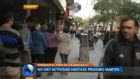 Comenzó el paro de los bancarios
