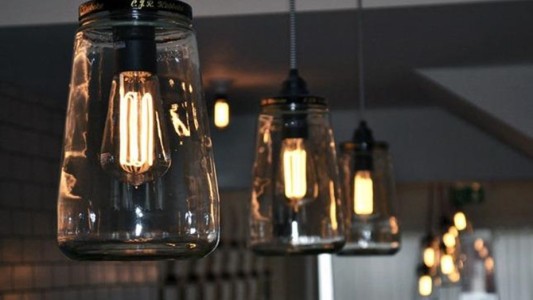 A poco de la audiencia por suba de tarifas eléctricas, Macri dijo que "Argentina no tiene suficiente energía"