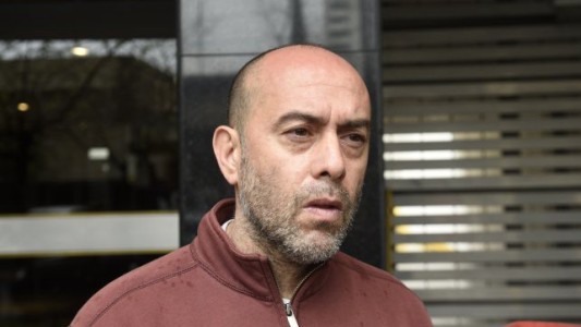 Claudio "Tiki" Martínez renunció a su cargo en Newell's y expuso una interna política