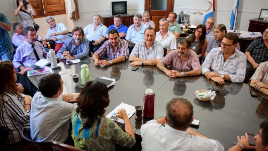Municipales no arribaron a un acuerdo por el bono de fin de año y mañana continuarán las negociaciones