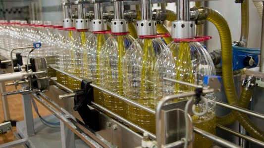 Aceiteros acordaron un bono extraordinario de 21500 pesos para los trabajadores del sector