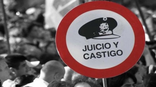 Condenaron a prisión perpetua a seis expolicías federales por tres homicidios y secuestros durante la última dictadura militar