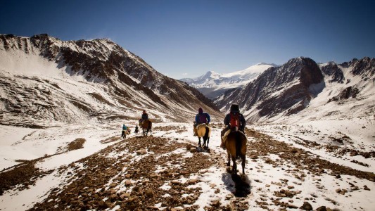 A 200 años de la gesta sanmartiniana: militares argentinos y chilenos inician el Cruce de los Andes