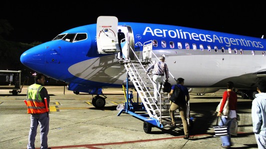 Se levantó el paro en Aerolíneas Argentinas y comienzan a normalizarse los vuelos