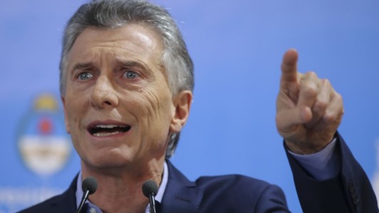Macri sobre Aerolíneas: "Con lo malgastado se podrían haber hecho obras para prevenir las inundaciones"