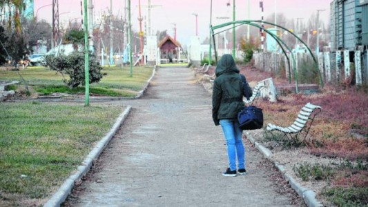 Dos adolescentes escapan, por día, de sus hogares