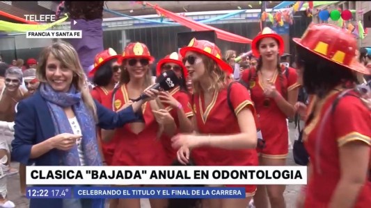 Estudiantes de Odontología celebraron la bajada de fin de año