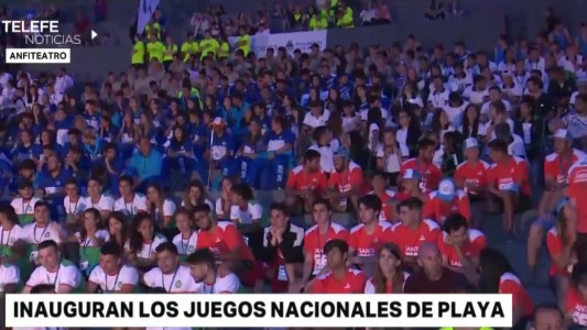 Inauguraron los Juegos Nacionales de Playa en Rosario, con representantes de todas las provincias