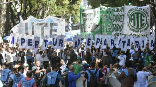 Ante la apelación del Gobierno, una jueza suspendió el fallo que obligaba a convocar a una paritaria docente nacional