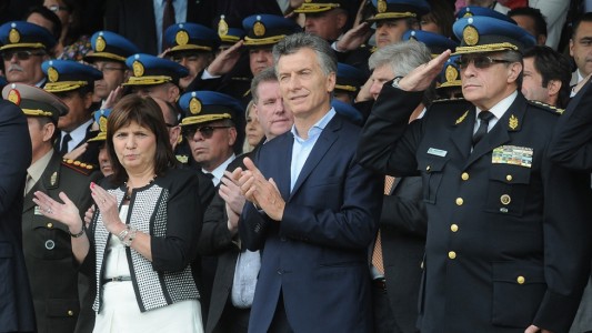 Denunciaron a Bullrich por el reglamento de uso de armas para fuerzas de seguridad