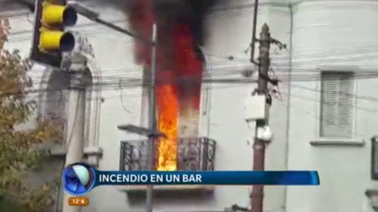 Incendio en un bar de Avellaneda y Mendoza