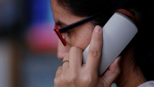 Tras la acusación contra Darthés, se multiplicaron las denuncias por abuso a la línea 144