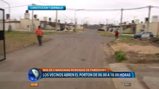 Informe: un barrio se encuentra cerrado desde hace más de cuatro años