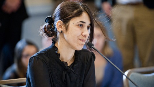 La activista Nadia Murad llamó a las mujeres a no callar ante la violencia sexual