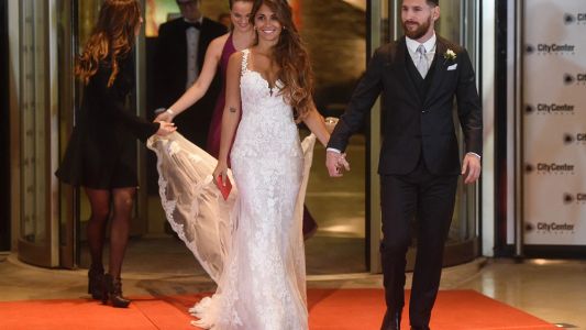 ¿Sabor a poco? A un mes de la boda Messi-Roccuzzo, la ONG Techo recaudó en donaciones el valor de 10 viviendas