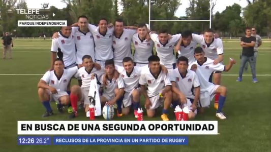 Reclusos y ex presidiarios se reunieron para jugar un partido de rugby en el Hipódromo