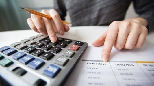 Plazos fijos y bonos comienzan a pagar impuesto a la renta financiera