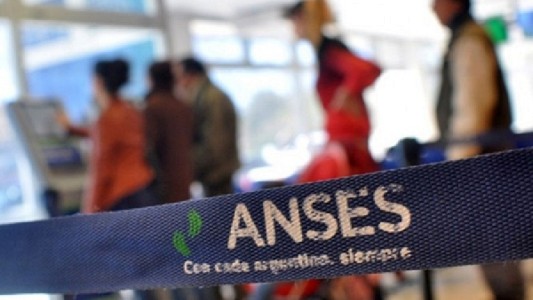 Anses: apoderados de jubilados deben registrar su huella digital antes del 30 de junio