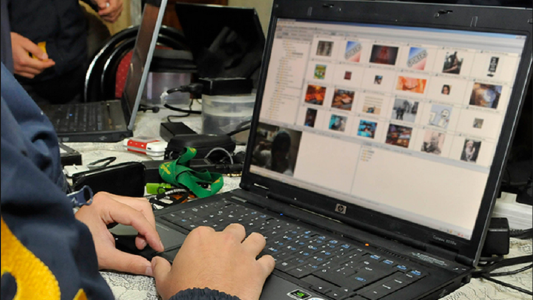 Detienen a un hombre por corrupción de menores y promoción de la pornografía infantil