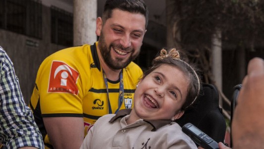 Emocionante e inspirador: el Senado distinguió al "profe" y la alumna que bailaron juntos superando sus dificultades