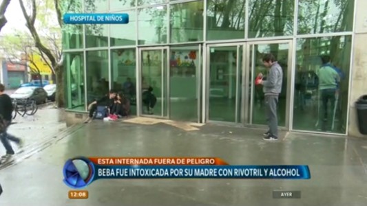 Detienen a una mujer que intoxicó a su pequeña hija con alcohol y clonazepam