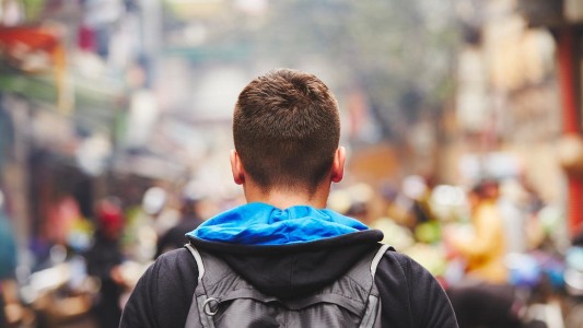 Hombres, jóvenes y solteros: los que más se endeudaron en 2018