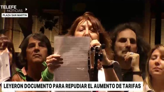 Marcha de antorchas: "Los gobiernos, en sus tres niveles, son insensibles a las consecuencias de los tarifazos"