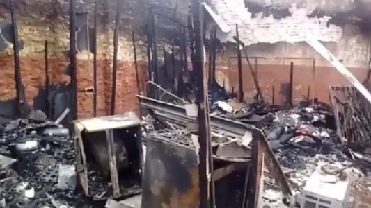 Un incendio destruyó por completo una vivienda de la zona norte