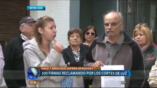 Vecinos del barrio La Guardia reclamaron por cortes de luz
