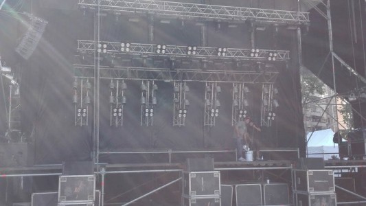 Fito Paéz presenta su último disco con un show abierto y gratuito en la plaza San Martín