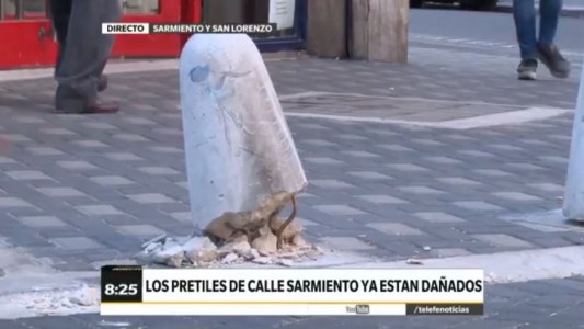 Los pretiles de calle Sarmiento ya están dañados