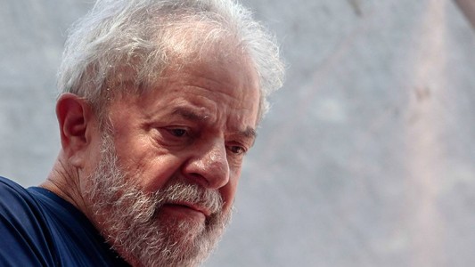 Lula da Silva recibió una condena a 12 años y 11 meses de prisión por otra causa de corrupción