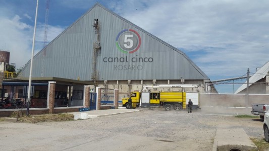 Confirmaron la identidad del operario que falleció en la explosión en la cerealera Cofco