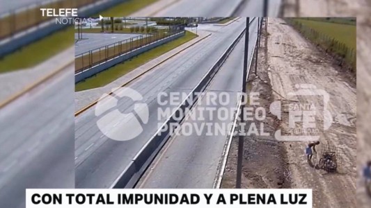 Así roban cables en Circunvalación y Sorrento