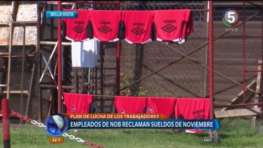 Trabajadores de Newell's reclaman por sueldos atrasados
