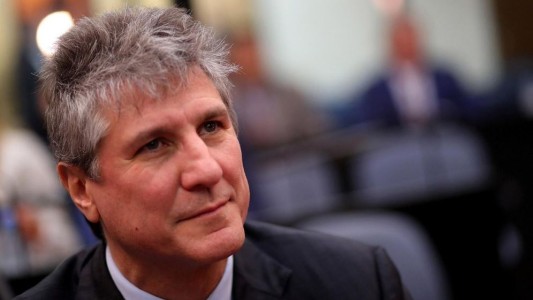 Amado Boudou se entregó en Comodoro Py y vuelve a prisión por el caso Ciccone