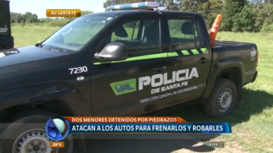 Ataque a gomerazos contra automovilistas en la autopista a Santa Fe
